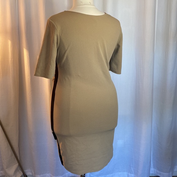 Tan & Black Wrap Body Con Dress - Picture 5 of 6